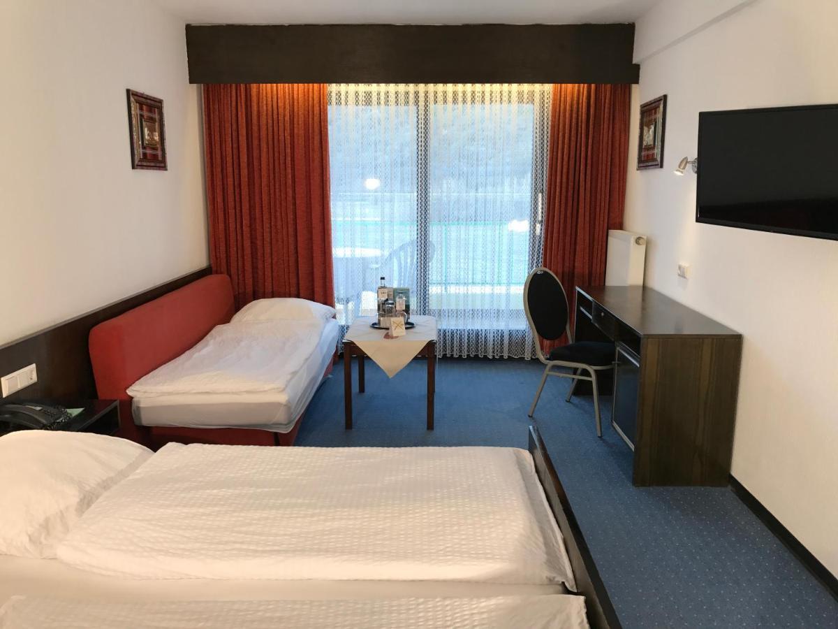 Hotel Rheinlust บอพพาร์ด ภายนอก รูปภาพ