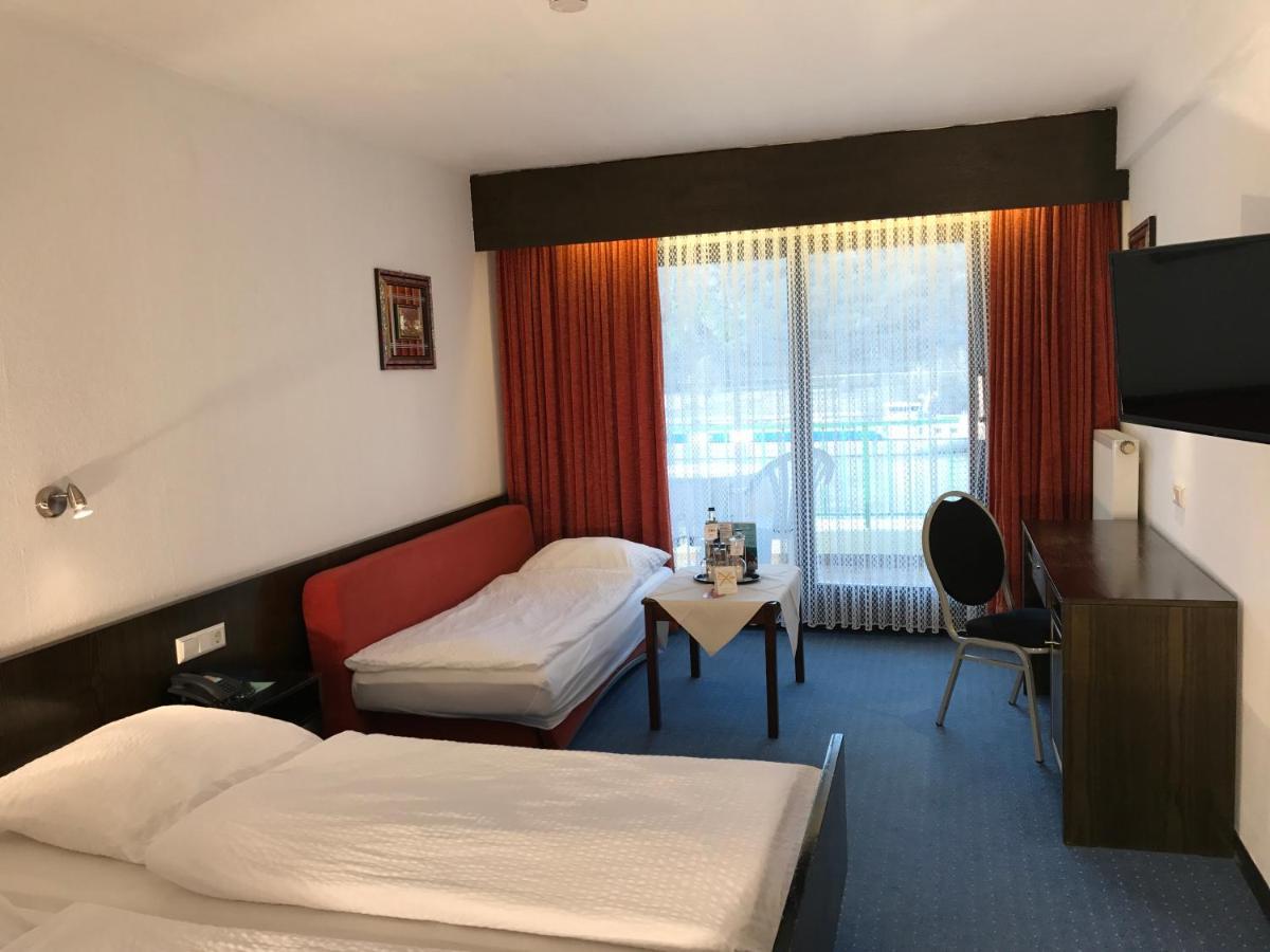 Hotel Rheinlust บอพพาร์ด ภายนอก รูปภาพ