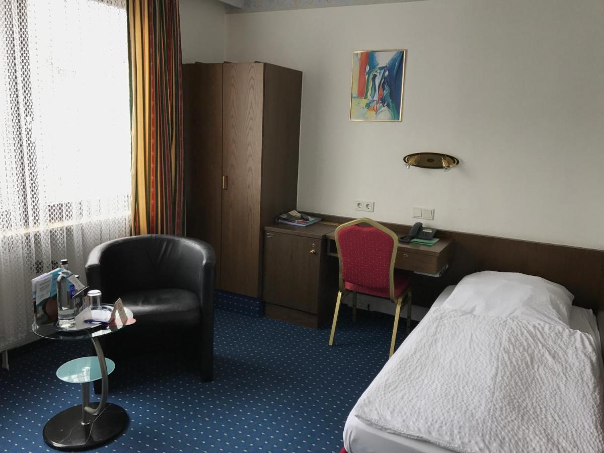 Hotel Rheinlust บอพพาร์ด ภายนอก รูปภาพ